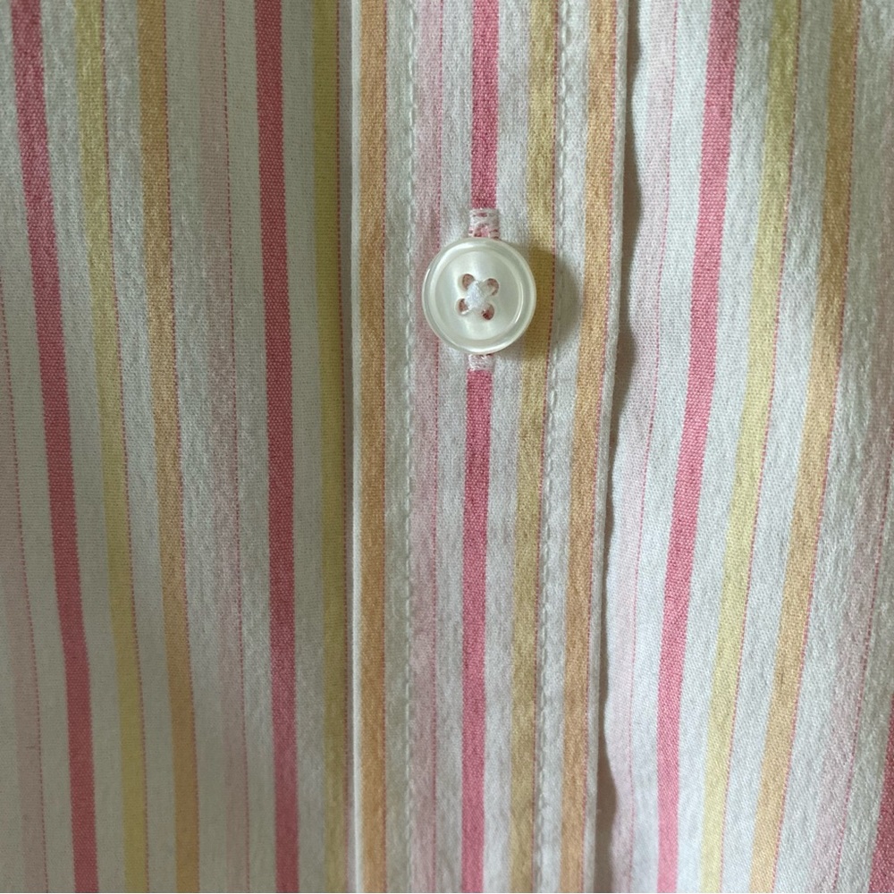 LL Bean Long-Sleeved Button-Down Shirt Size XL - Picture 3 of 6